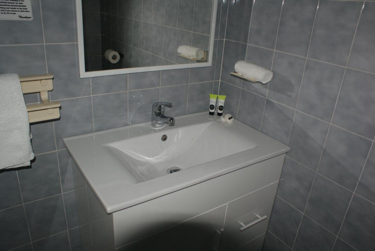 Hawks Nest Motel Kültér fotó